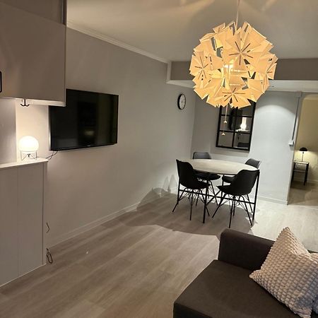 Modern Familjelaegenhet Apartment Сундсвал Екстериор снимка