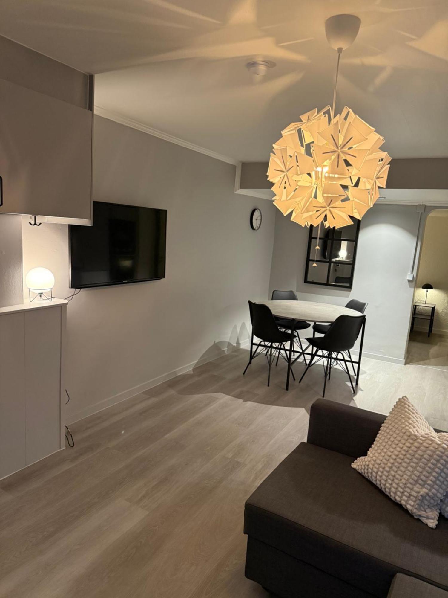 Modern Familjelaegenhet Apartment Сундсвал Екстериор снимка